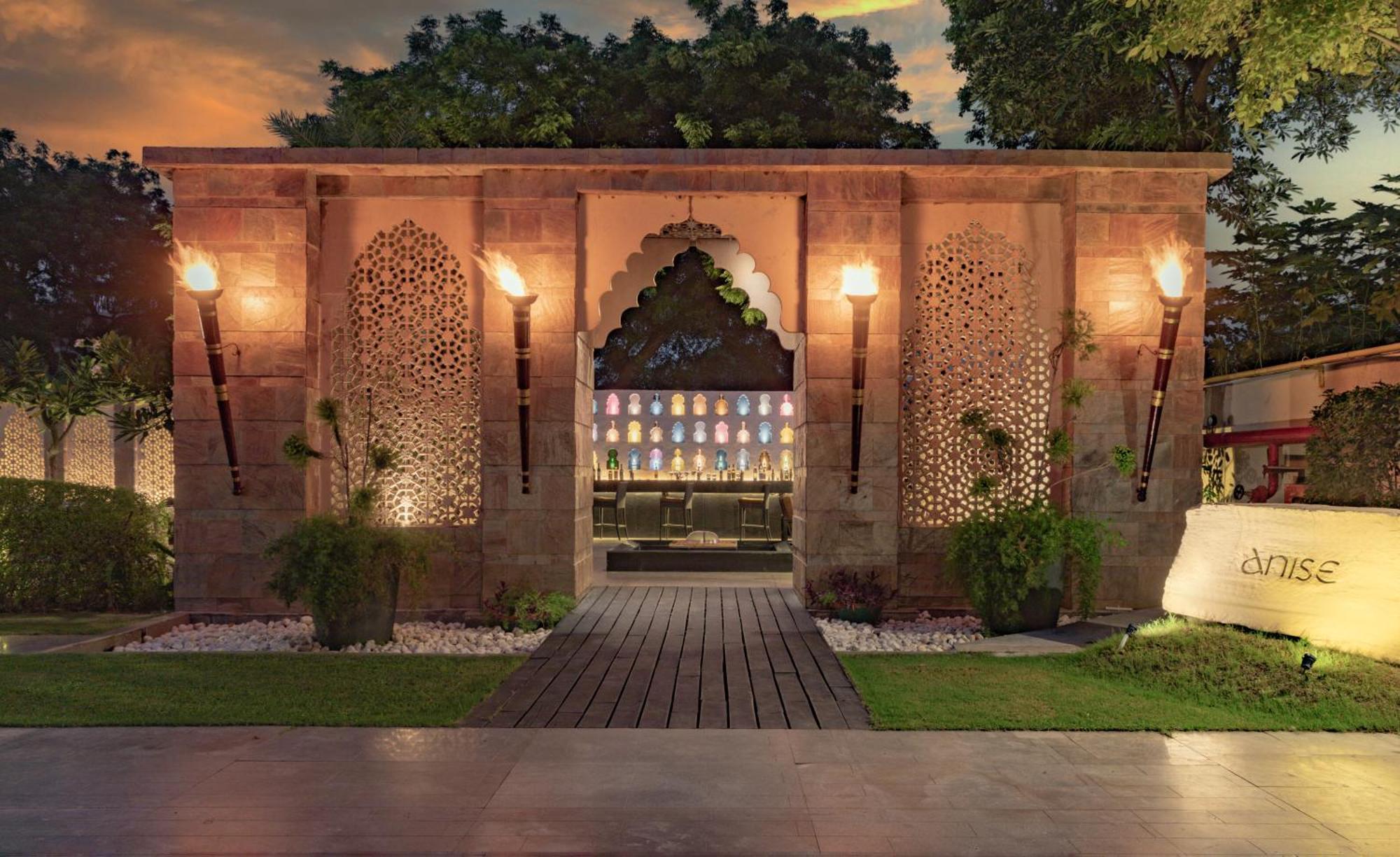 Courtyard By Marriott Agra Hotel Agra  Exterior photo